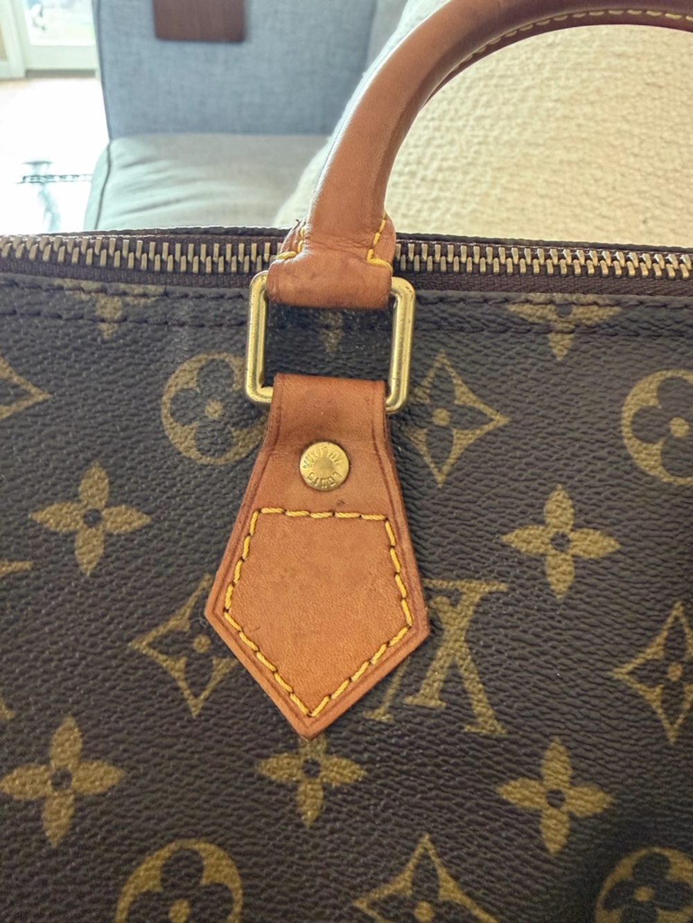 Louis Vuitton Monogram Canvas Speedy 30 - Picture 5 of 12